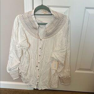 Westbound Nurture Ivory Embroidered Button-Front Blouse